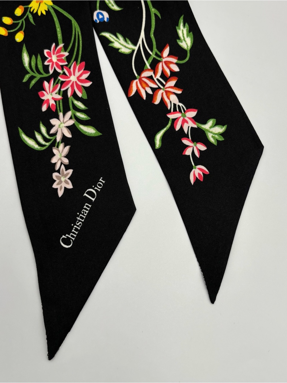 Christian Dior D-Floral Mitzah Silk Scarf Black Multicolor Botanical - Picture 4 of 5
